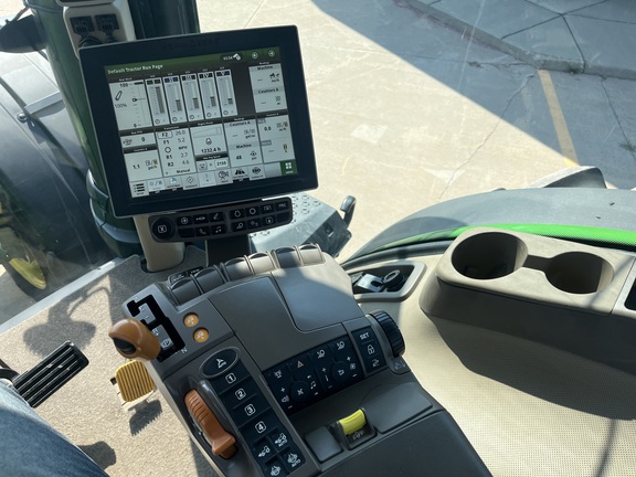 2019 John Deere 8320R Tractor
