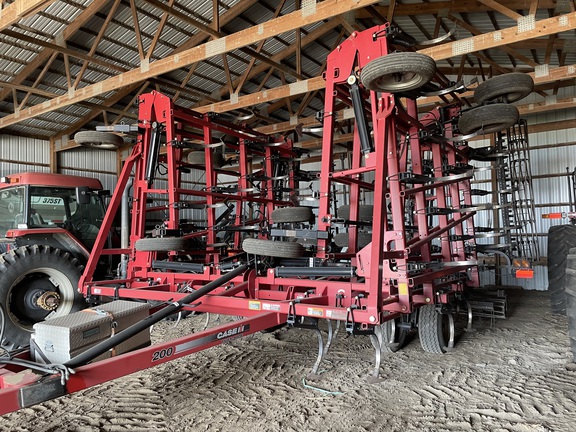 2013 Case IH 200 Field Cultivator