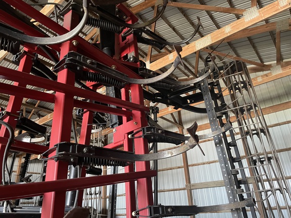 2013 Case IH 200 Field Cultivator