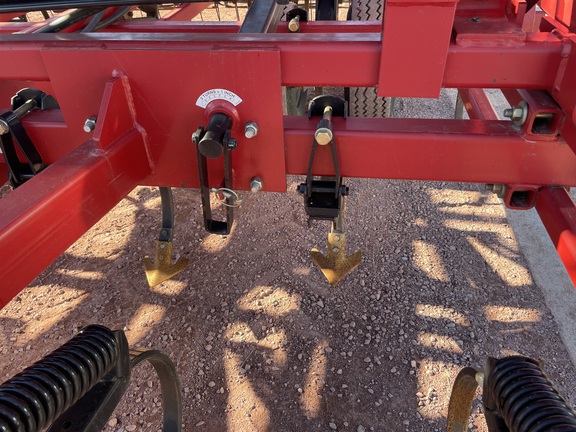 2013 Case IH 200 Field Cultivator
