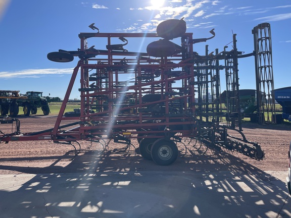 2013 Case IH 200 Field Cultivator