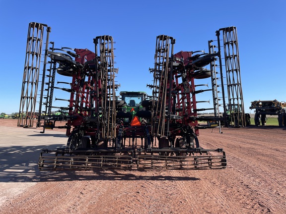 2013 Case IH 200 Field Cultivator