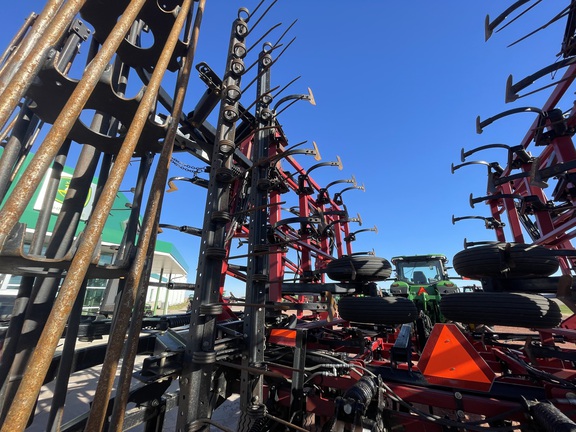 2013 Case IH 200 Field Cultivator
