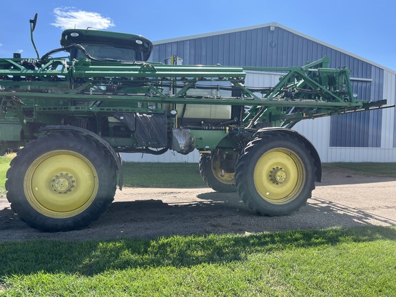 2014 John Deere R4038 Sprayer/High Clearance