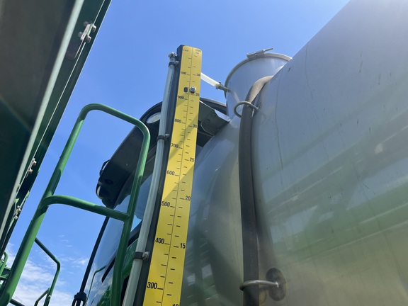 2014 John Deere R4038 Sprayer/High Clearance