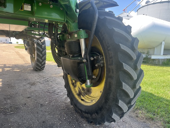2014 John Deere R4038 Sprayer/High Clearance