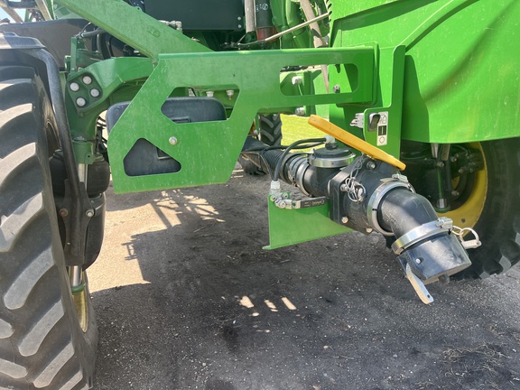 2014 John Deere R4038 Sprayer/High Clearance