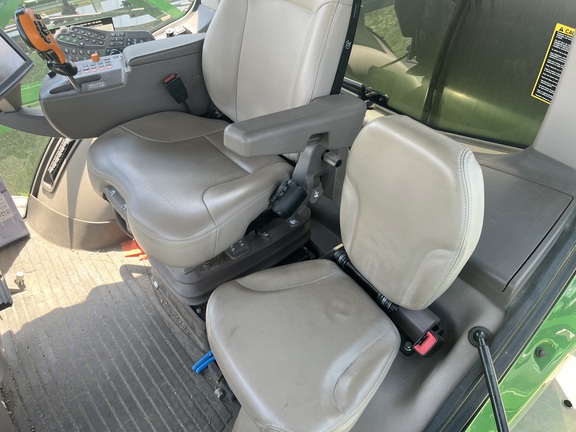 2014 John Deere R4038 Sprayer/High Clearance
