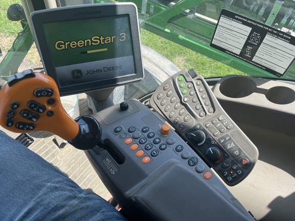 2014 John Deere R4038 Sprayer/High Clearance