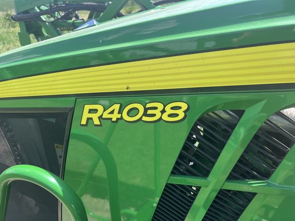 2014 John Deere R4038 Sprayer/High Clearance