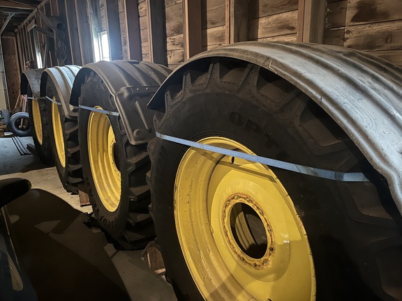 2014 John Deere R4038 Sprayer/High Clearance