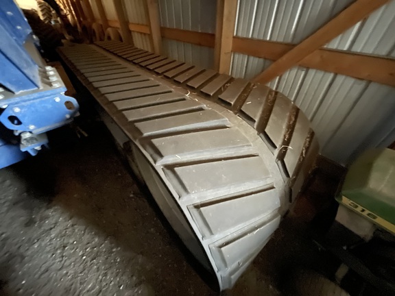2022 Brandt 1120XT Grain Cart