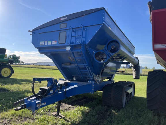 2022 Brandt 1120XT Grain Cart