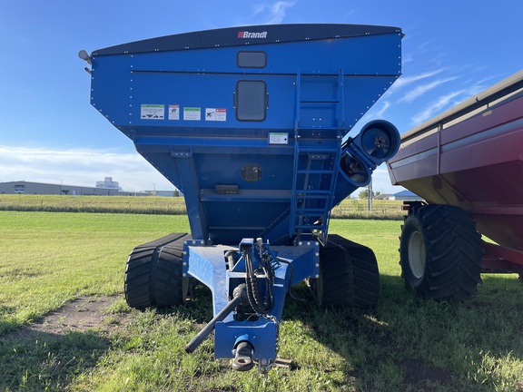 2022 Brandt 1120XT Grain Cart