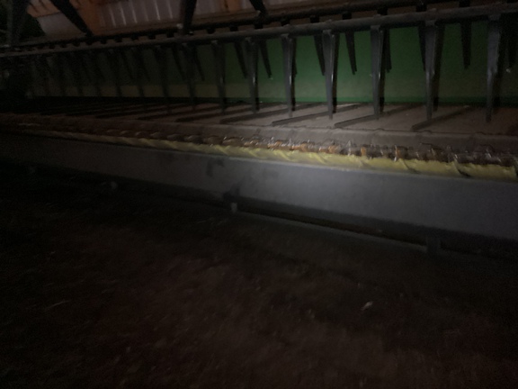 2021 John Deere RD40F Header Combine