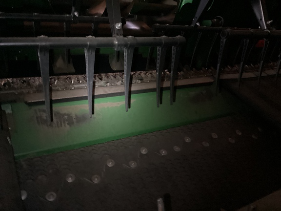 2021 John Deere RD40F Header Combine