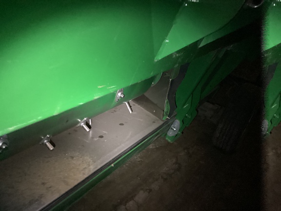 2021 John Deere RD40F Header Combine