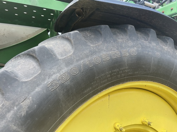 2005 John Deere 4920 Sprayer/High Clearance