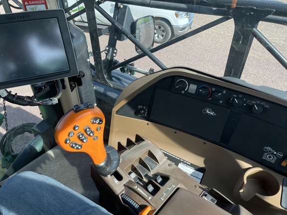 2014 John Deere 4940 Sprayer/High Clearance
