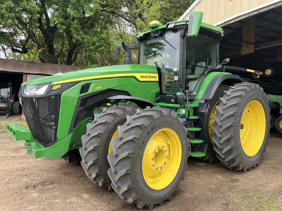 2021 John Deere 8R 370 Tractor