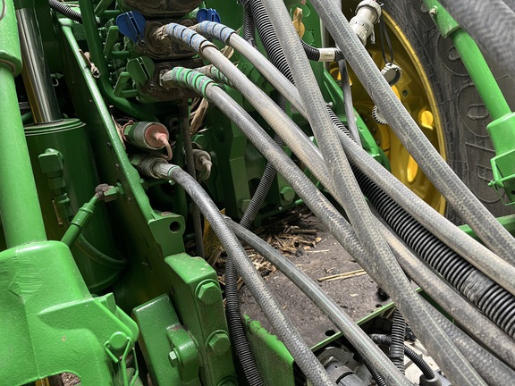 2021 John Deere 8R 370 Tractor