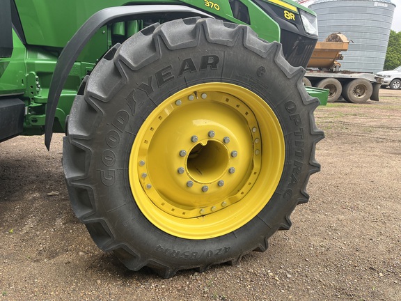 2021 John Deere 8R 370 Tractor