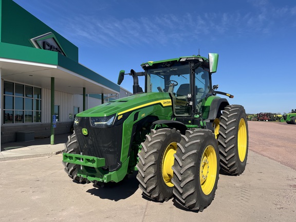 2021 John Deere 8R 370 Tractor