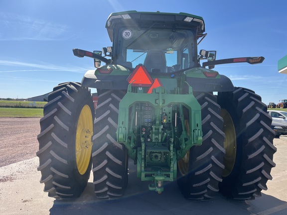 2021 John Deere 8R 370 Tractor