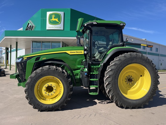 2021 John Deere 8R 370 Tractor