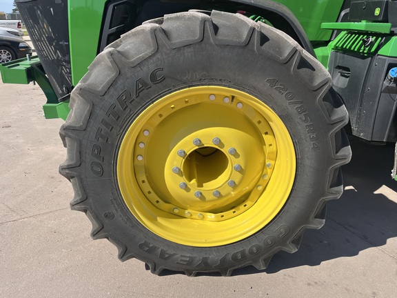 2021 John Deere 8R 370 Tractor