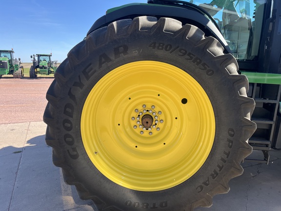 2021 John Deere 8R 370 Tractor
