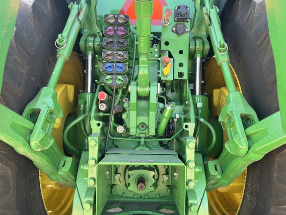2021 John Deere 8R 370 Tractor