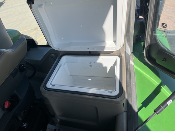 2021 John Deere 8R 370 Tractor