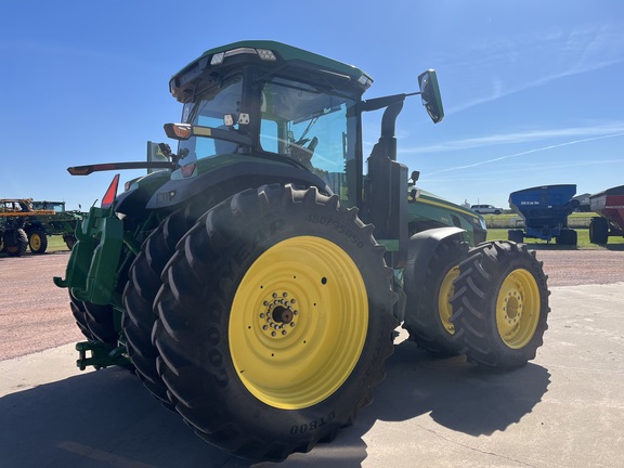 2021 John Deere 8R 370 Tractor