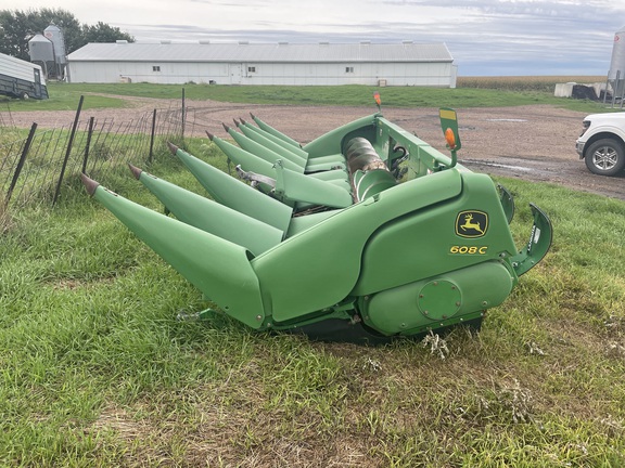 2009 John Deere 608C Header Corn Head
