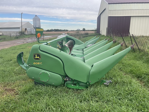 2009 John Deere 608C Header Corn Head