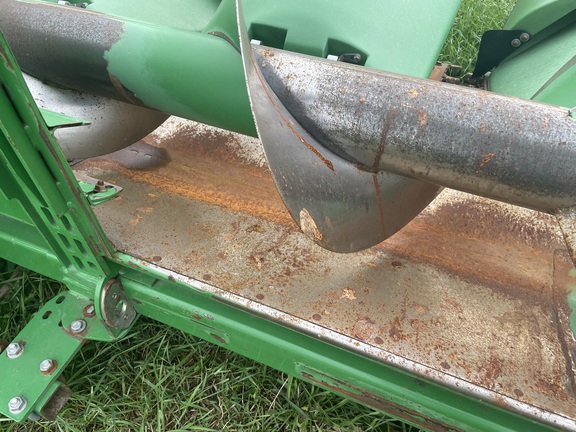 2009 John Deere 608C Header Corn Head