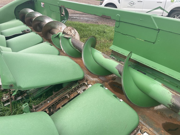 2009 John Deere 608C Header Corn Head