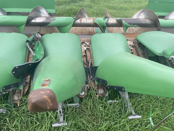 2009 John Deere 608C Header Corn Head
