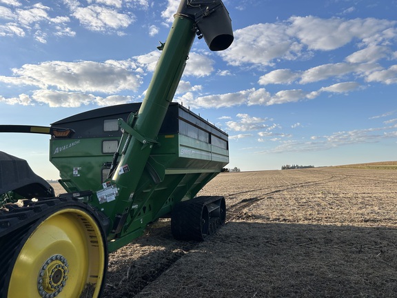 2021 Unverferth 1396 Grain Cart