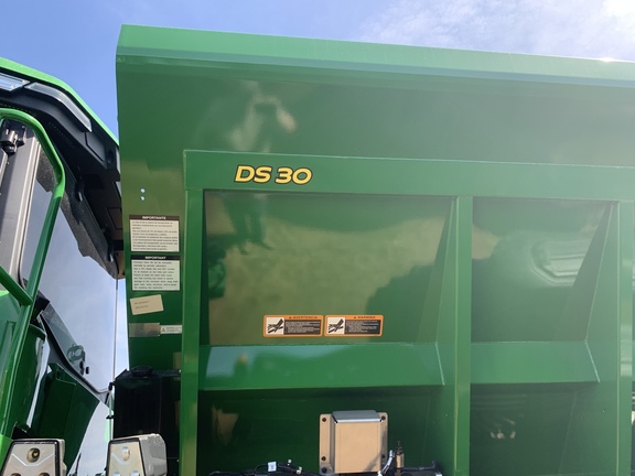 2023 John Deere 600R Misc