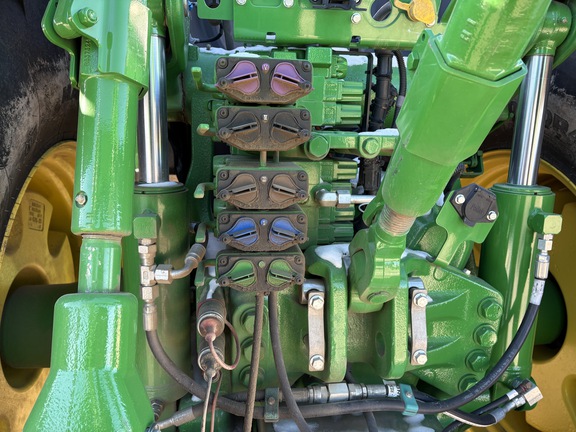 2023 John Deere 9R 490 Tractor 4WD