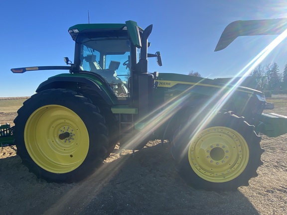 2023 John Deere 8R 310 Tractor