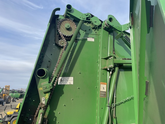 2023 John Deere 560M Baler/Round