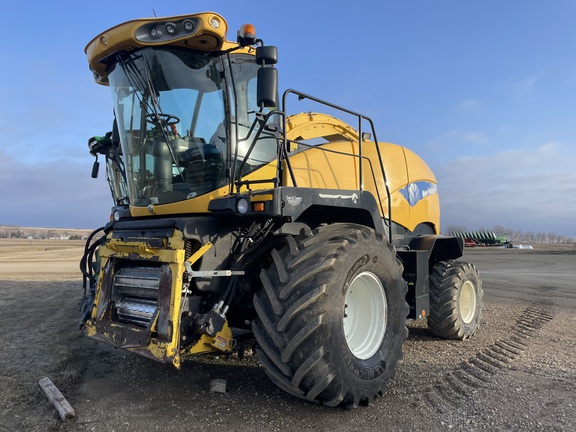 2008 New Holland FR9060 Forage Harvester