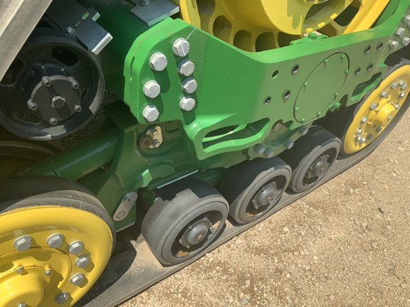 2023 John Deere 8RX 410 Tractor Rubber Track