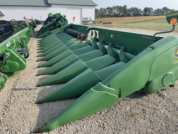 2020 John Deere 712C STALKMASTER Header Corn Head