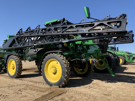 2024 John Deere 412R Sprayer/High Clearance