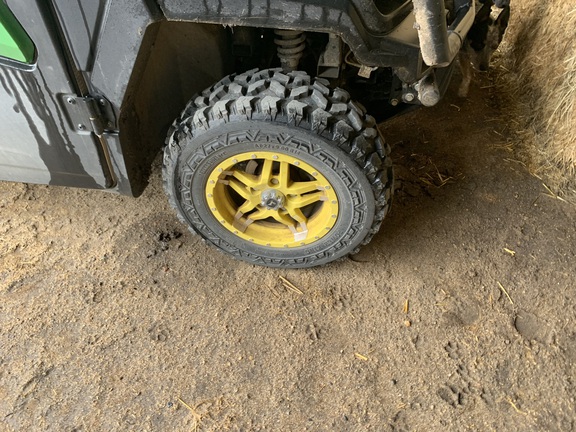 2019 John Deere XUV 835R ATV