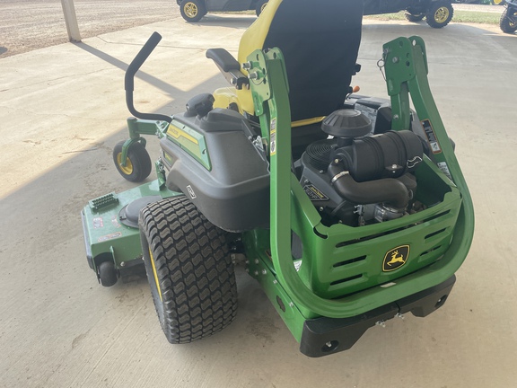 2023 John Deere Z960M Mower/Zero Turn